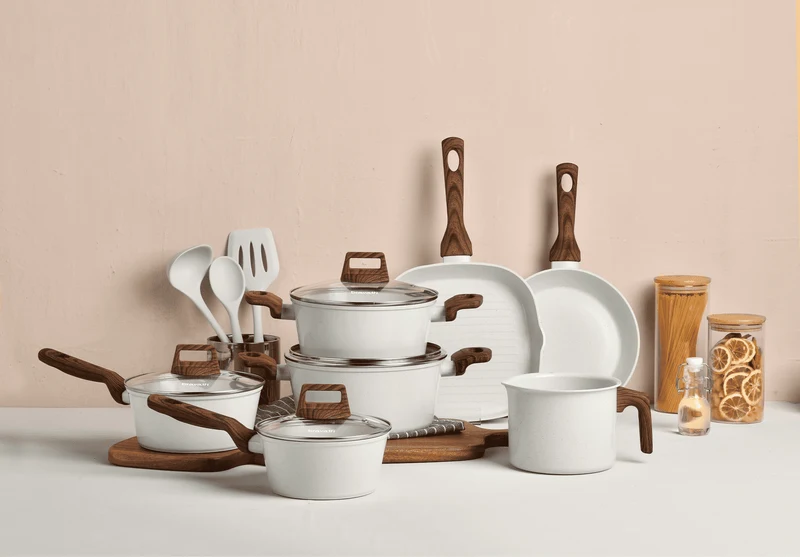 Bravallini cookware sets clip